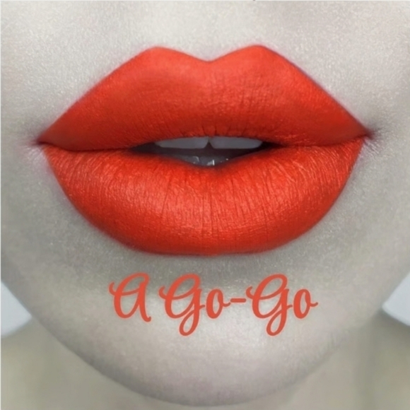 Kat Von D Other - Kat Von D Studded Kiss Lipstick in A-Go-Go, FULLSIZE, N.I.B.